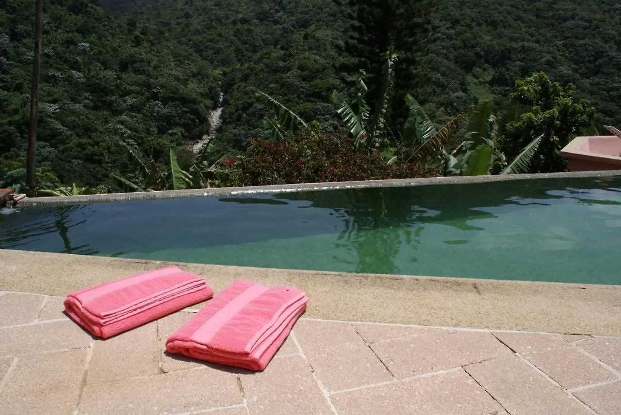 Casa Flamboyant Bed & Breakfast Naguabo